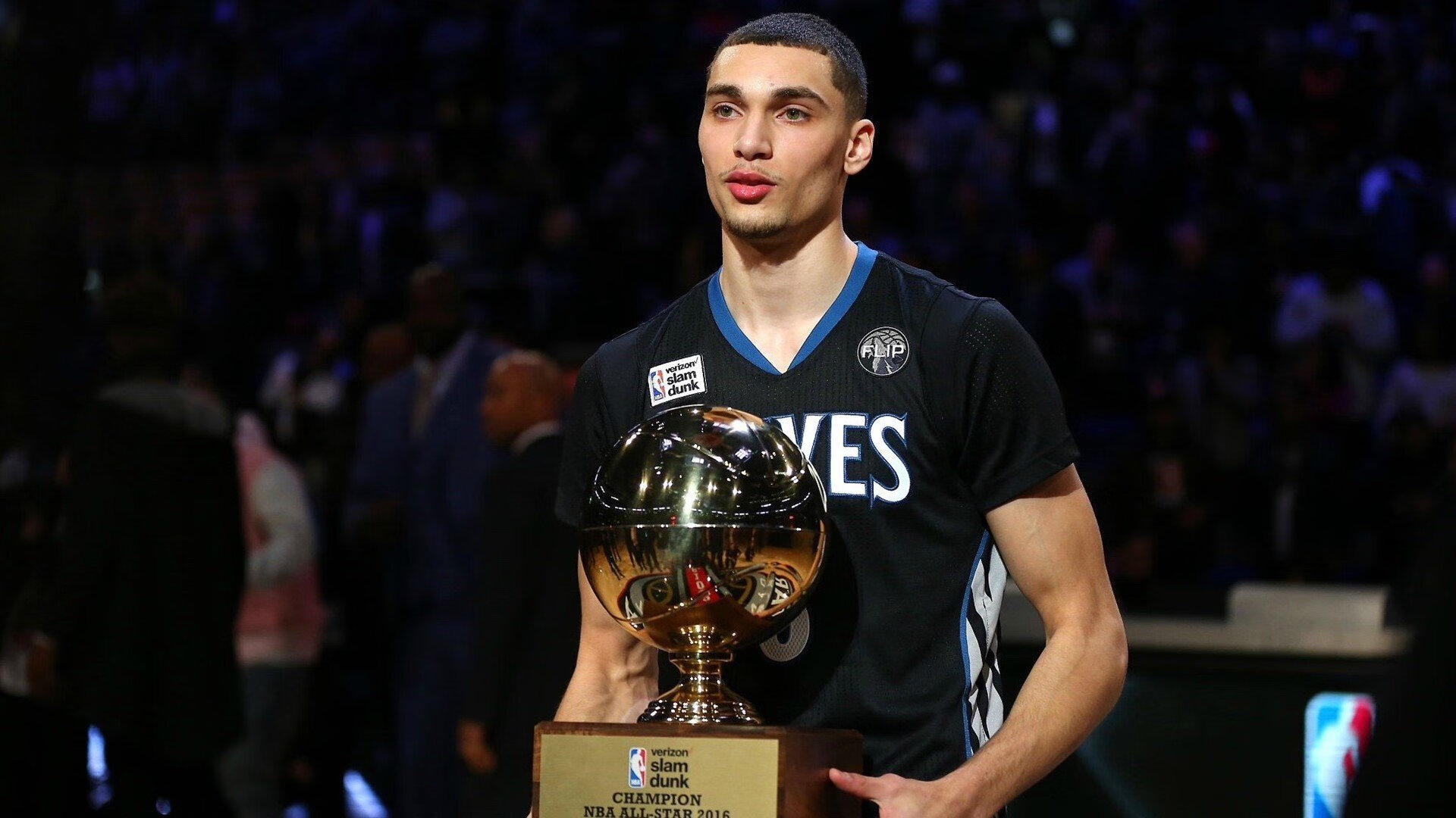 国际米兰3-1击败热那亚，林德洛夫和德弗赖双双破门，德弗莱国米